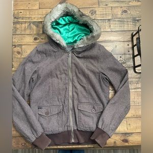 Volcom Women’s brown/green Dreamstate Bomber Jacket size medium